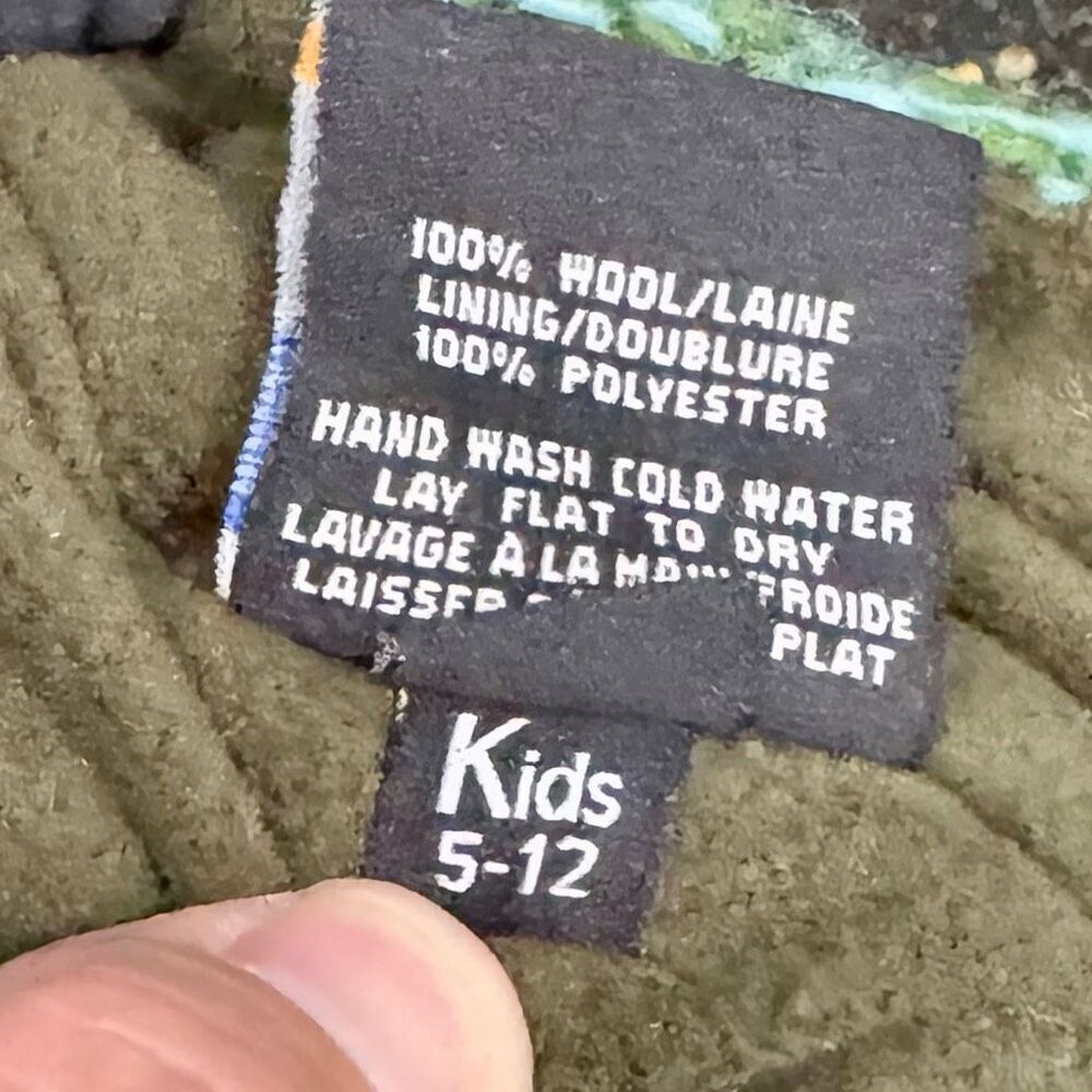 Everest Designs Wool Knit Toboggan. Kids 5-12 - Picture 5 of 13